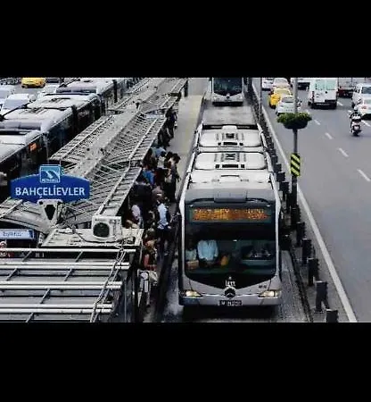Merkezi Ve Huzurlu Διαμέρισμα *